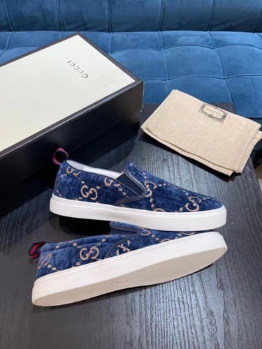 حذاء رجالي ماركة ‏Gucci