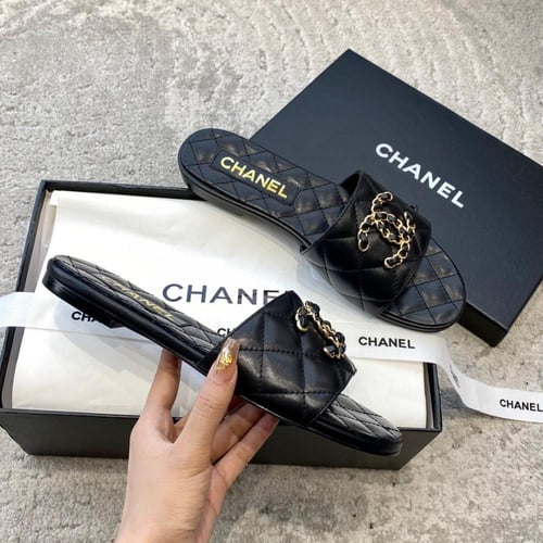 حذاء نسائي ماركة ‏Chanel