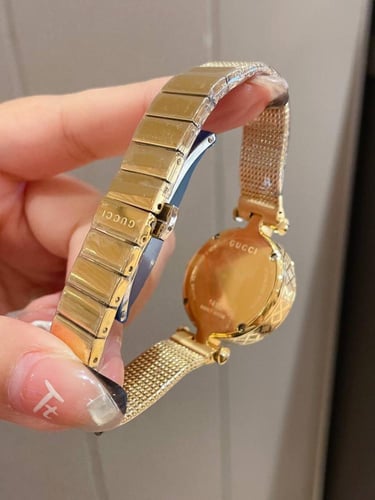 ساعة نسائية ماركة ‏Gucci