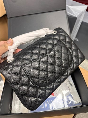 شنطة نسائية ماركة Chanel