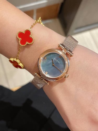 ساعة نسائية ماركة ‏Gucci