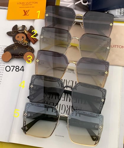 نظاره ماركة LV