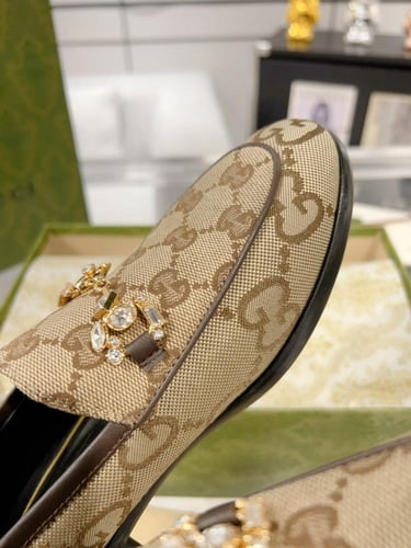 حذاء نسائي ماركة ‏Gucci