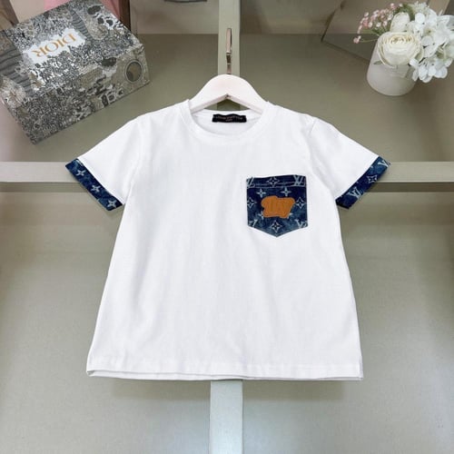 طقم اطفال ماركات متنوعه