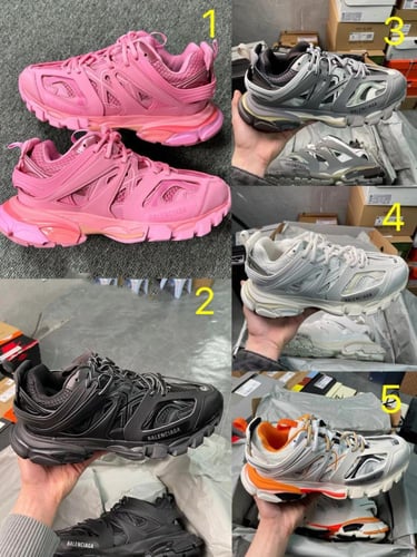 حذاء ماركة ‏Balenciaga