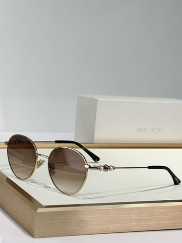 نظاره ماركة jimmychoo