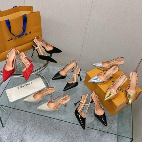 حذاء نسائي ماركة LV