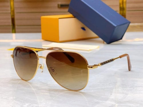 نظاره ماركة LV