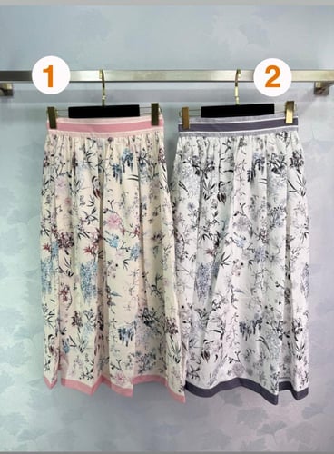 تنوره نسائية ماركة Dior