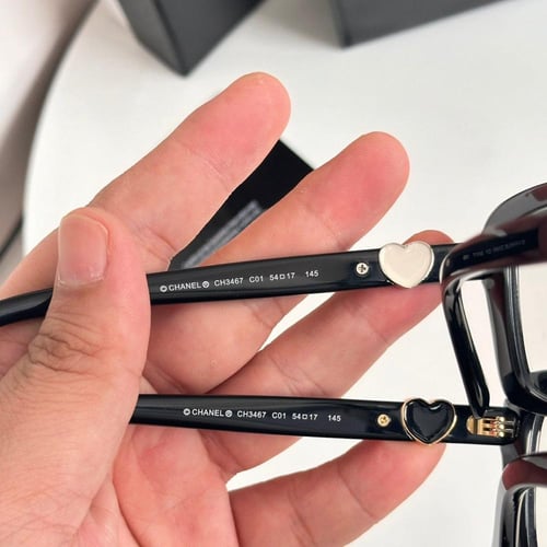 نظاره ماركة Chanel