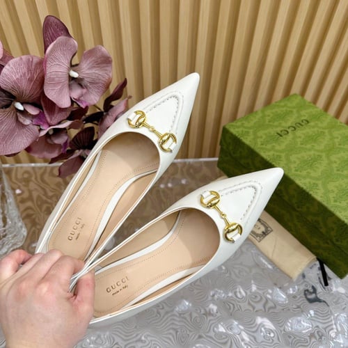 حذاء نسائي ماركة ‏Gucci