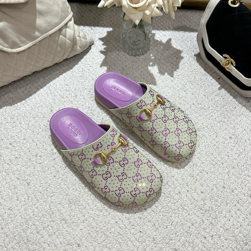 حذاء نسائي ماركة Gucci