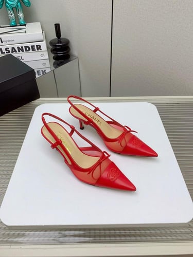 حذاء نسائي ماركة ‏Chanel