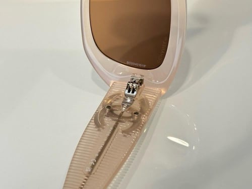 نظاره ماركة Chanel