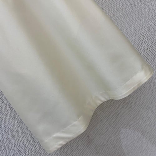 فستان ماركة Valentino