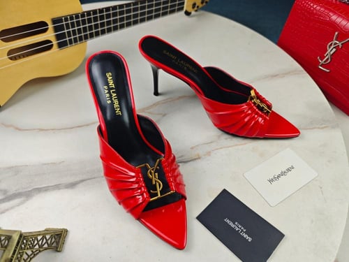 حذاء نسائي ماركة YSL