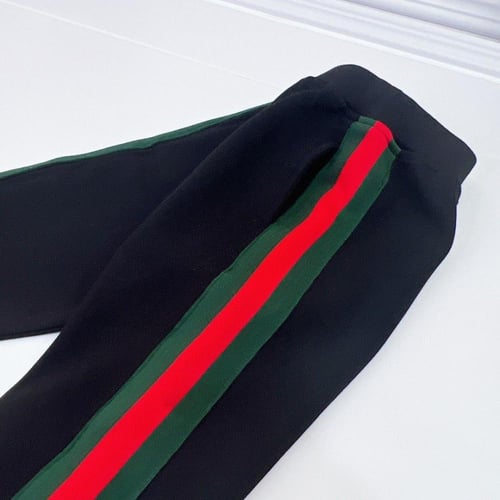 طقم اطفال ماركة Gucci