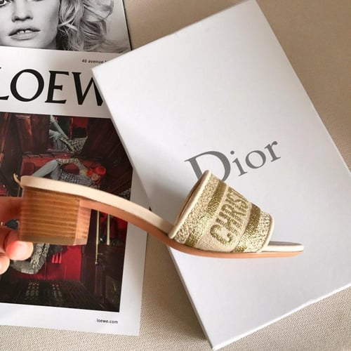حذاء نسائي ماركة ‏Dior