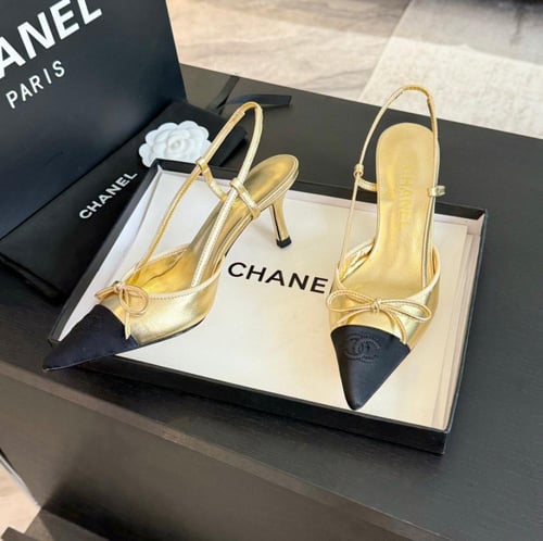 حذاء نسائي ماركة ‏Chanel