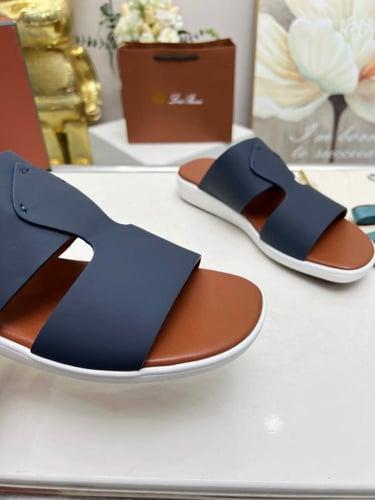 حذاء رجالي ماركة ‏Loro piana