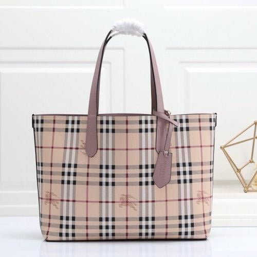شنطة نسائية ماركة Burberry