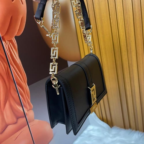 شنطة نسائية ماركة Versace