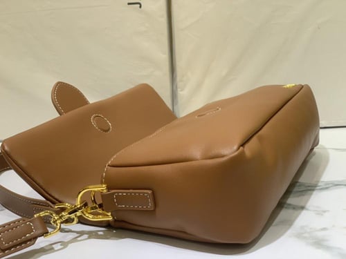 شنطة نسائية ماركة ‏JACQUEMUS