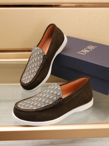 حذاء رجالي ماركة ‏Dior