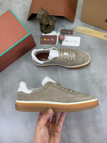 حذاء رجالي ماركة ‏Loro piana