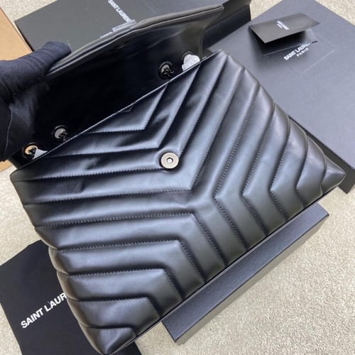 شنطة نسائيه ماركة YSL