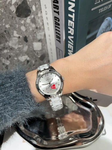 ساعة نسائية ماركة ‏Omega