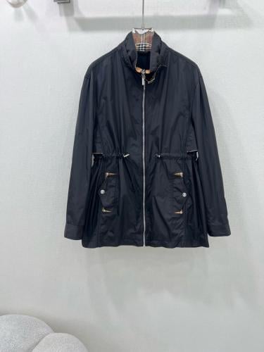 جاكيتات نسائيه متنوعة ماركة Burberry