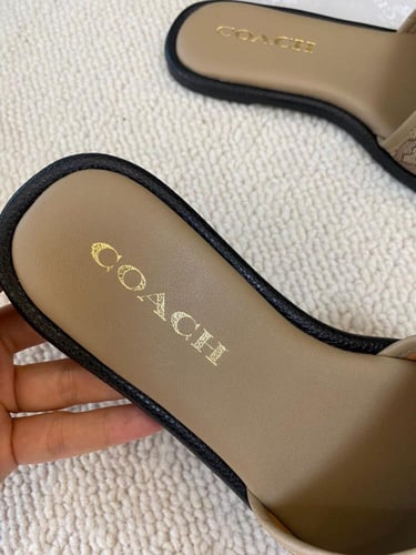 حذاء نسائي ماركة ‏Coach