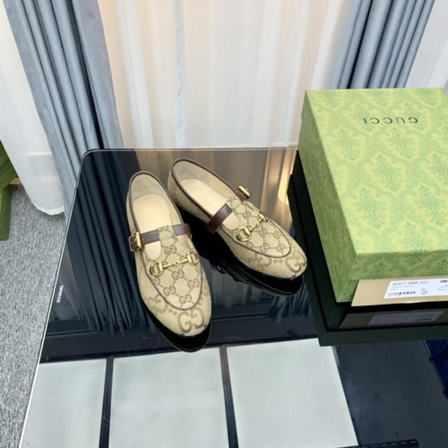 حذاء نسائي ماركة ‏Gucci