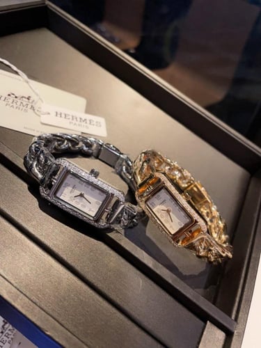 ساعة نسائية ماركة Hermès