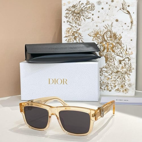 نظاره ماركة Dior