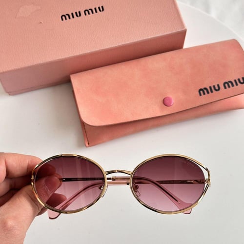 نظاره ماركة ‏Miumiu