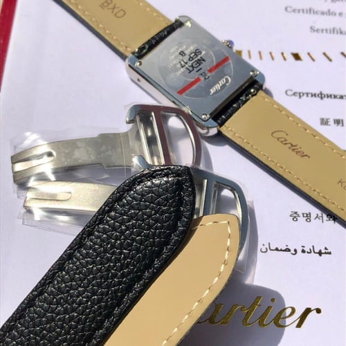 ساعة ماركة ‏Cartier