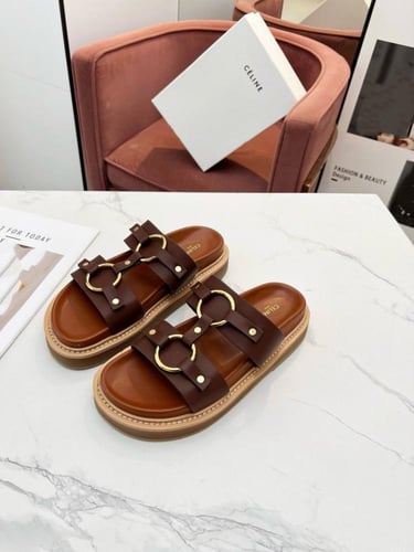 حذاء نسائي ماركة Celine
