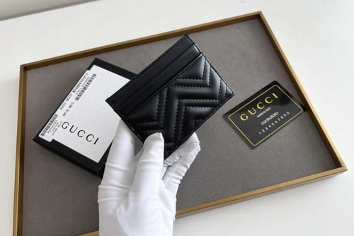 كارد ماركة Gucci