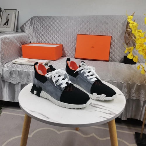 حذاء ماركة Hermès