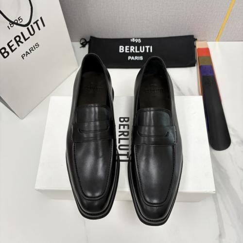 حذاء رجالي ماركة berluti