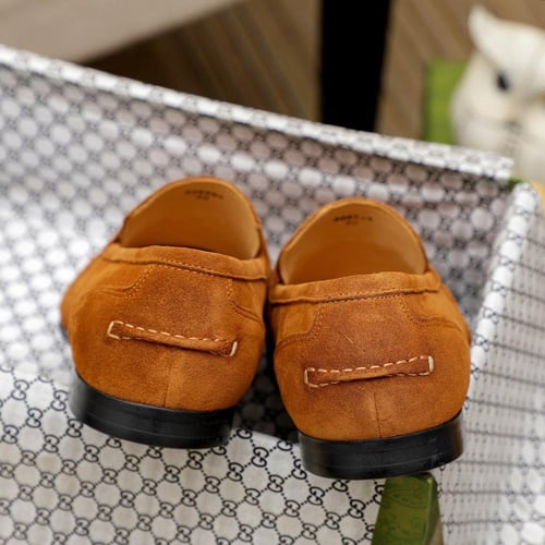 حذاء رجالي ماركة ‏Gucci