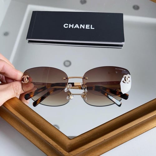 نظاره ماركة Chanel