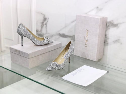 حذاء نسائي ماركة jimmychoo
