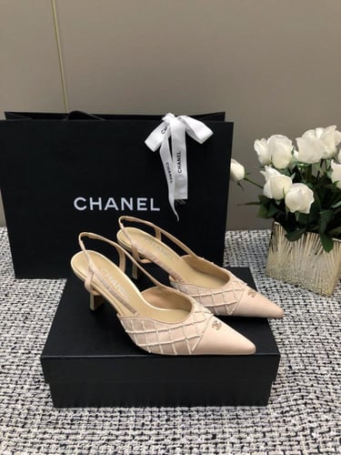 حذاء نسائي ماركة ‏Chanel