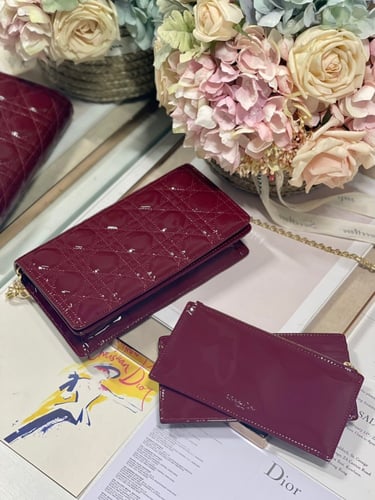 شنطة نسائية ماركة Dior