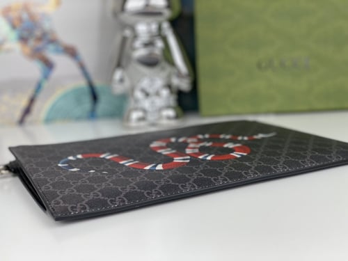 شنطة نسائية ماركة Gucci