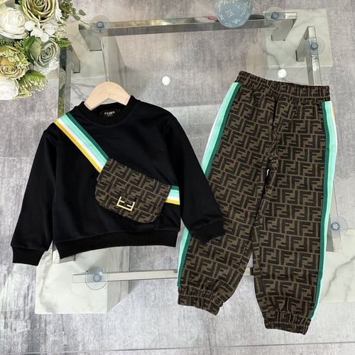 ترنق اطفال ماركة Fendi