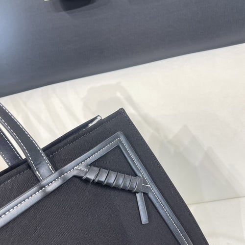 شنطة نسائية ماركة Balmain